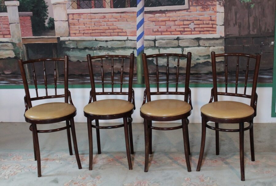 Chaises esprit bistrot XXe
