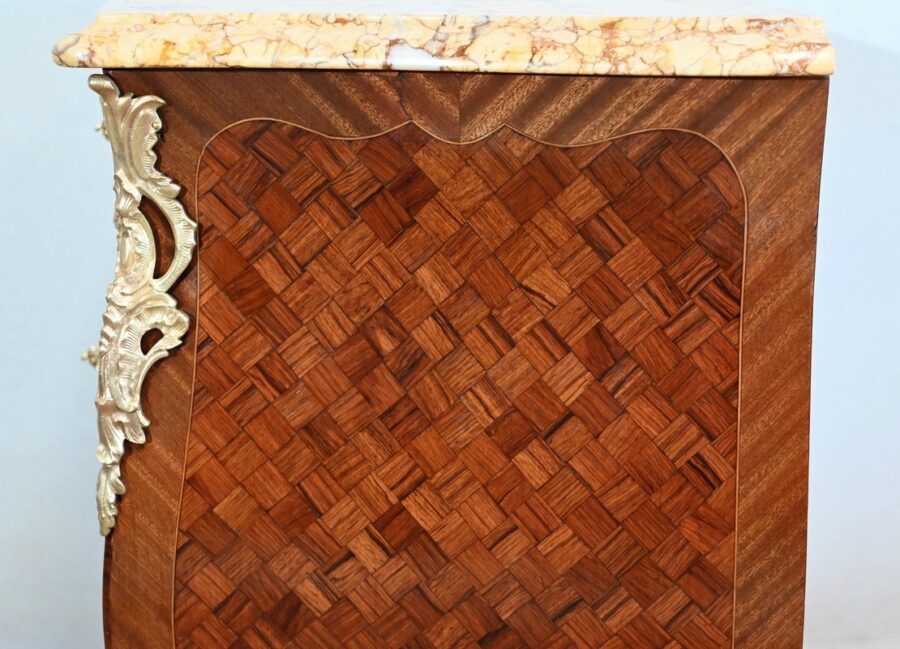 Petite Commode en Acajou, style Louis XV – Début XXe – Image 18