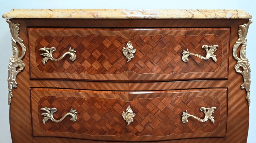 Petite Commode en Acajou, style Louis XV – Début XXe – Image 8