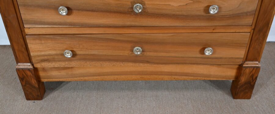 Petite Commode en Noyer massif, époque Directoire - Début XIXe – Image 14