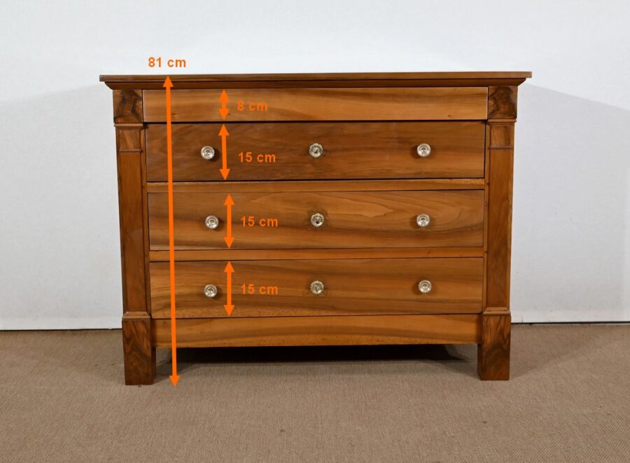 Petite Commode en Noyer massif, époque Directoire - Début XIXe – Image 22