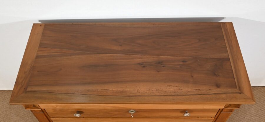 Petite Commode en Noyer massif, époque Directoire - Début XIXe – Image 5