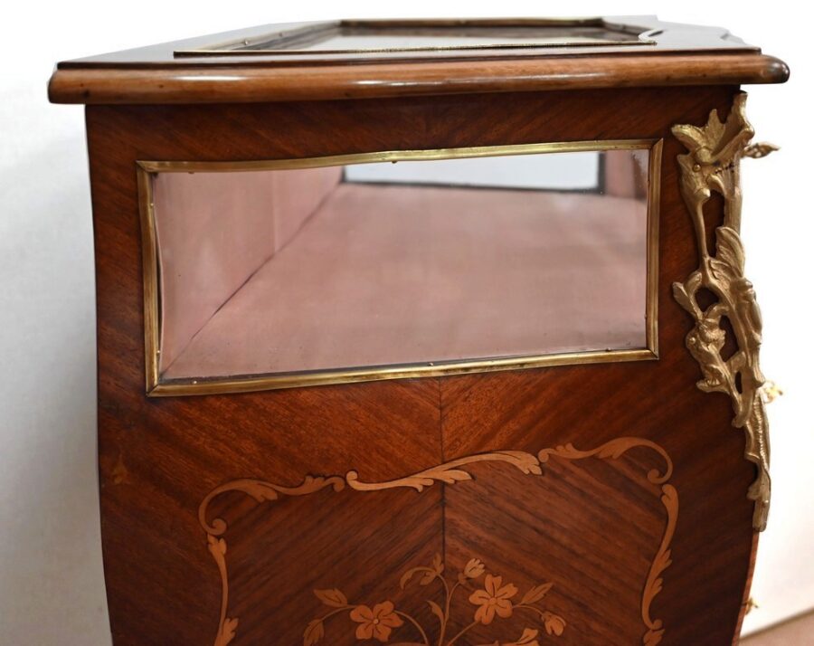 Petite Commode Vitrine en Acajou et Bois de Violette, style Louis XV – Fin XIXe – Image 15