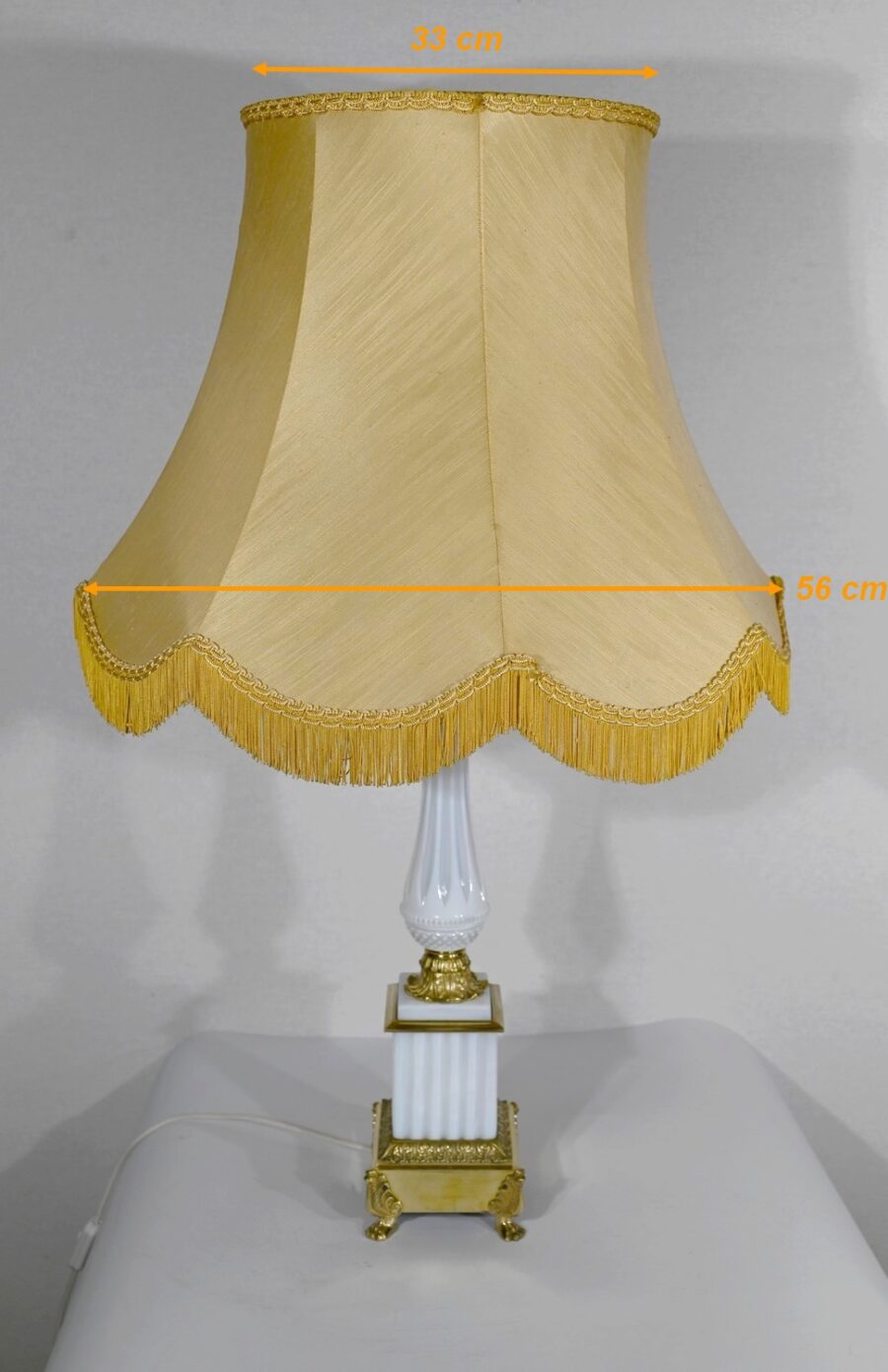 Importante Lampe en Opaline et Bronze, style Louis XVI – 1950 – Image 18