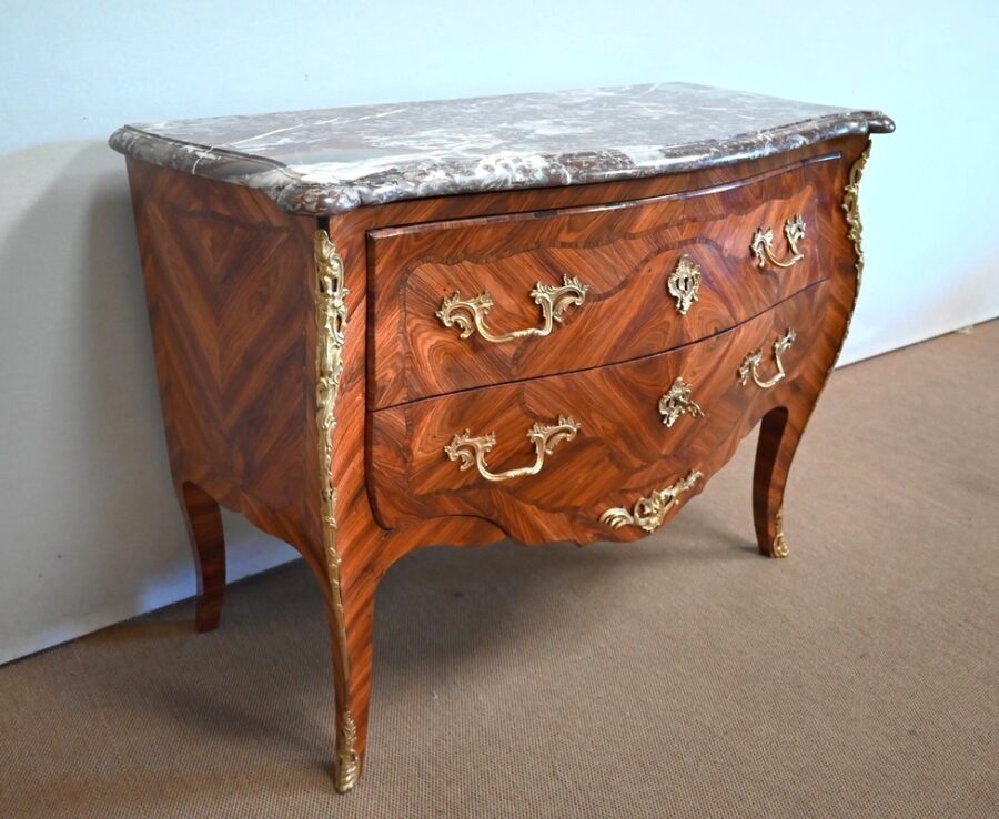 Commode Sauteuse, style Louis XV – 2ème moitié XIXe – Image 2