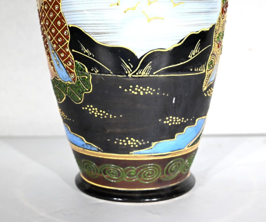 Paire de Vases Satsuma en Porcelaine du Japon – Début XXe – Image 16