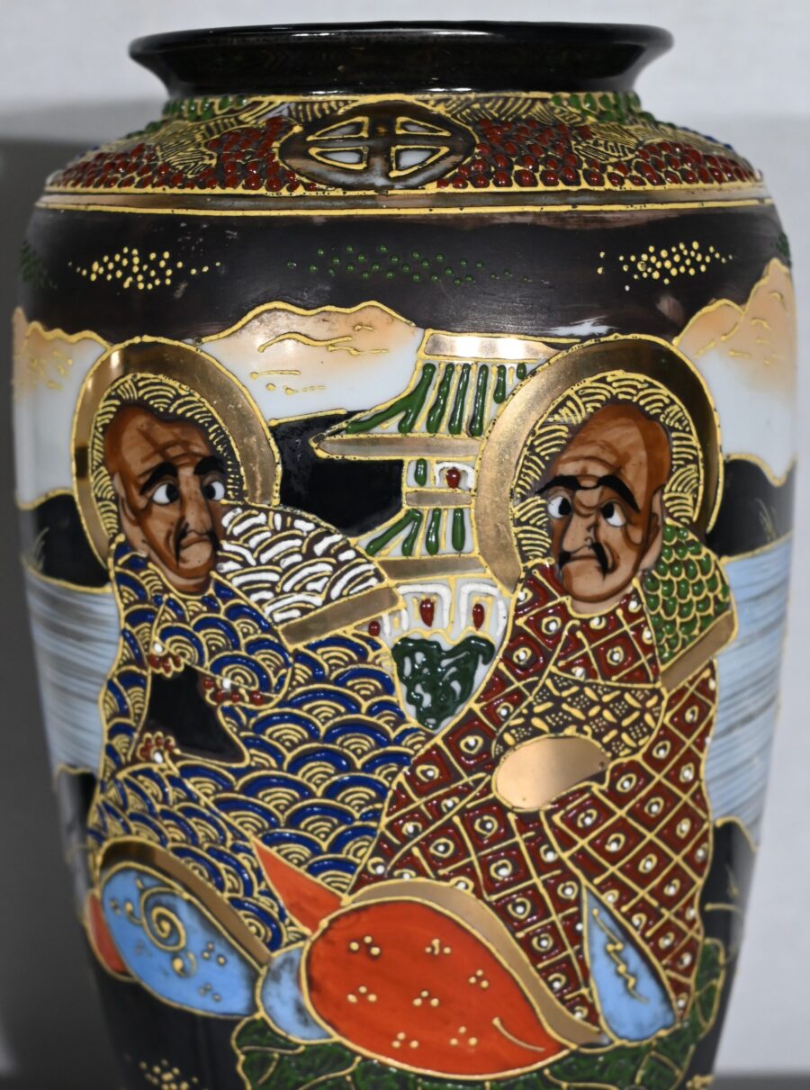 Paire de Vases Satsuma en Porcelaine du Japon – Début XXe – Image 22