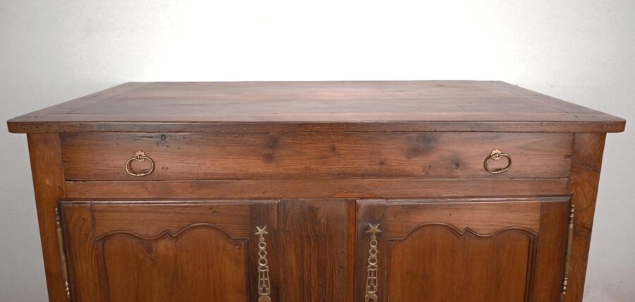 Buffet Régional en Chêne clair, style Louis XV – Milieu XIXe – Image 7