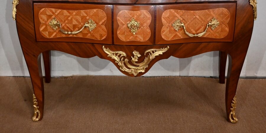 Commode Sauteuse, style Transition Louis XIV / Louis XV – Fin XIXe – Image 10