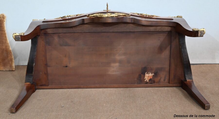 Commode Sauteuse, style Transition Louis XIV / Louis XV – Fin XIXe – Image 26