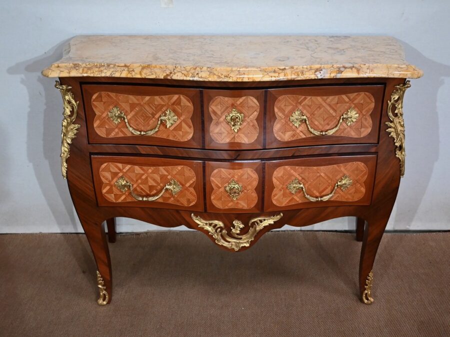 Commode Sauteuse, style Transition Louis XIV / Louis XV – Fin XIXe – Image 2