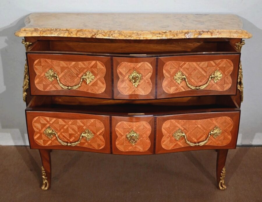 Commode Sauteuse, style Transition Louis XIV / Louis XV – Fin XIXe – Image 4