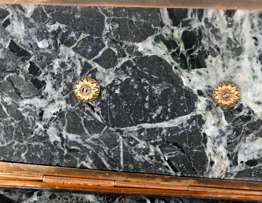 Rare Nécessaire de Bureau en Marbre et Bronze, style Empire – 2ème moitié du XIXe – Image 30