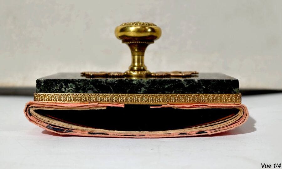 Rare Nécessaire de Bureau en Marbre et Bronze, style Empire – 2ème moitié du XIXe – Image 50