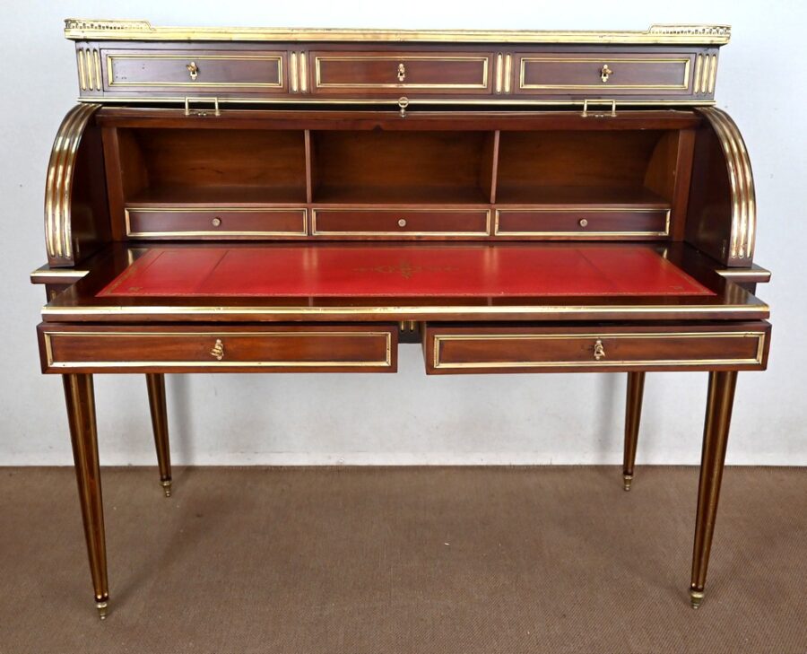 Important Bureau Cylindre en Acajou, style Louis XVI, époque Napoléon III – 2ème moitié XIXe – Image 26