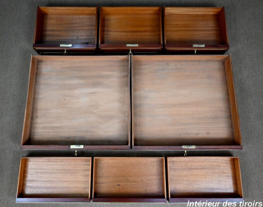 Important Bureau Cylindre en Acajou, style Louis XVI, époque Napoléon III – 2ème moitié XIXe – Image 40