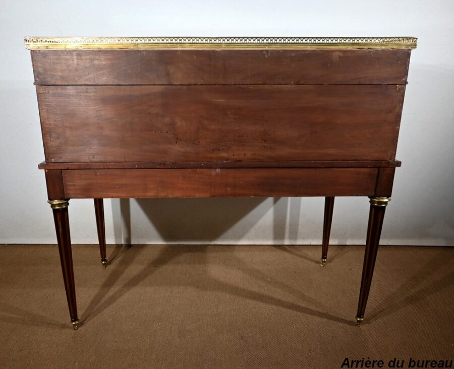 Important Bureau Cylindre en Acajou, style Louis XVI, époque Napoléon III – 2ème moitié XIXe – Image 54