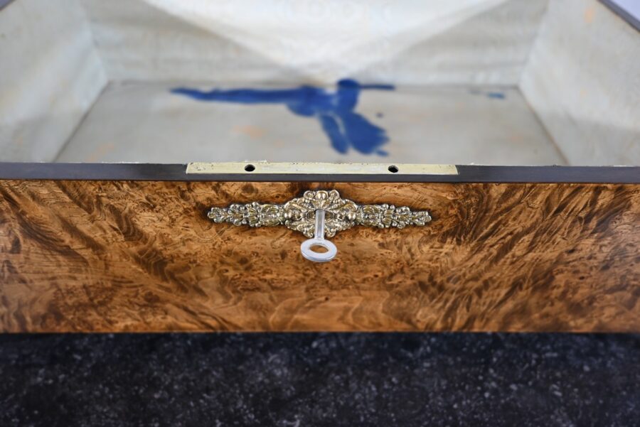 Important Coffret de Voyage en Loupe d’Orme, goût Restauration – 1ère partie XIXe – Image 17