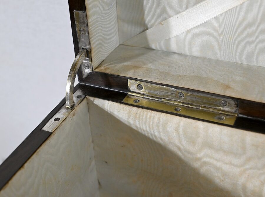 Important Coffret de Voyage en Loupe d’Orme, goût Restauration – 1ère partie XIXe – Image 18