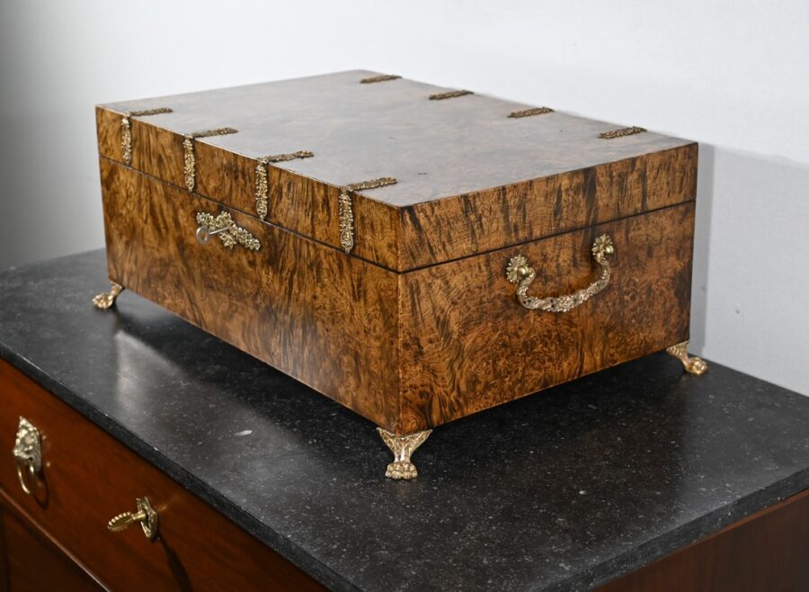 Important Coffret de Voyage en Loupe d’Orme, goût Restauration – 1ère partie XIXe – Image 3