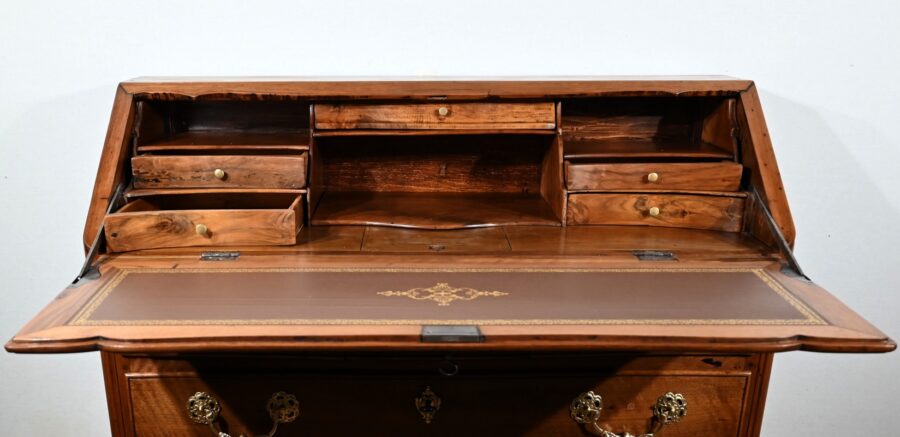 Commode Scriban en Noyer, époque Louis XV – XVIIIe – Image 14