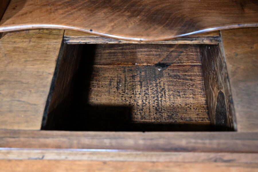 Commode Scriban en Noyer, époque Louis XV – XVIIIe – Image 22