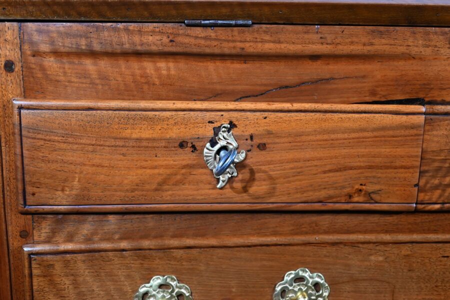 Commode Scriban en Noyer, époque Louis XV – XVIIIe – Image 26