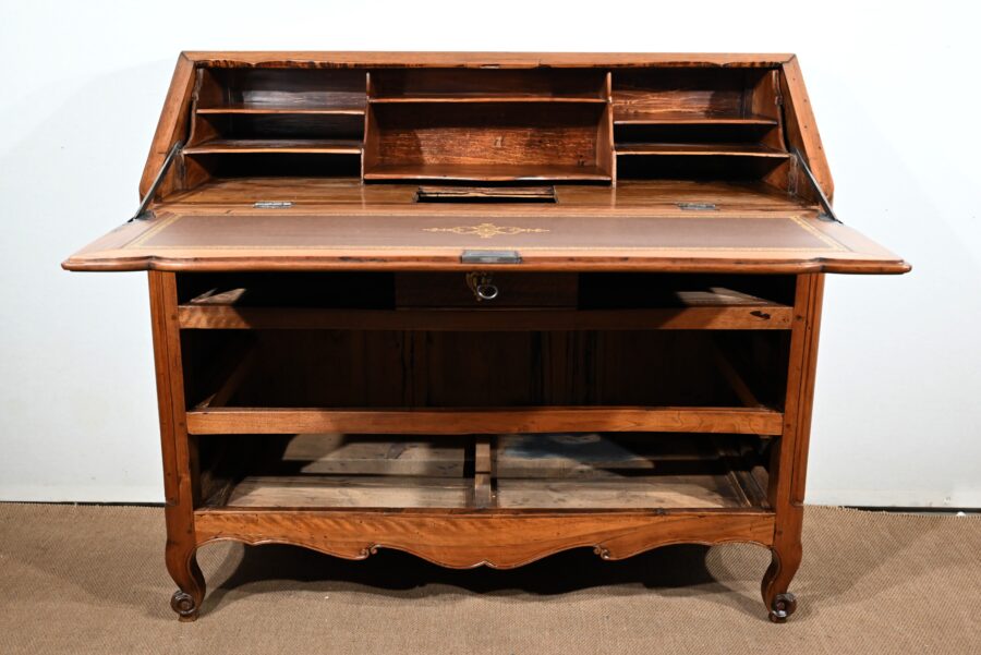 Commode Scriban en Noyer, époque Louis XV – XVIIIe – Image 38