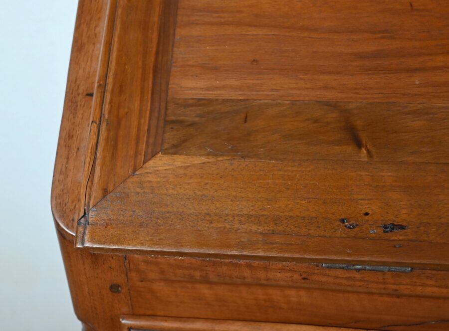 Commode Scriban en Noyer, époque Louis XV – XVIIIe – Image 7