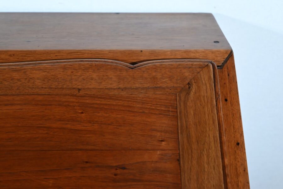 Commode Scriban en Noyer, époque Louis XV – XVIIIe – Image 9