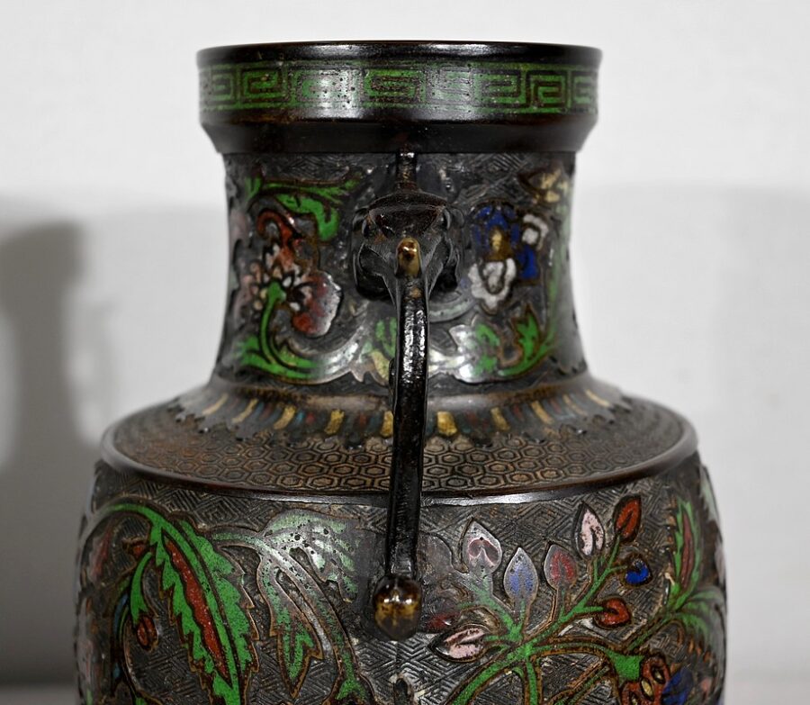 Paire de Vases en Bronze, Chine – Fin XIXe – Image 18