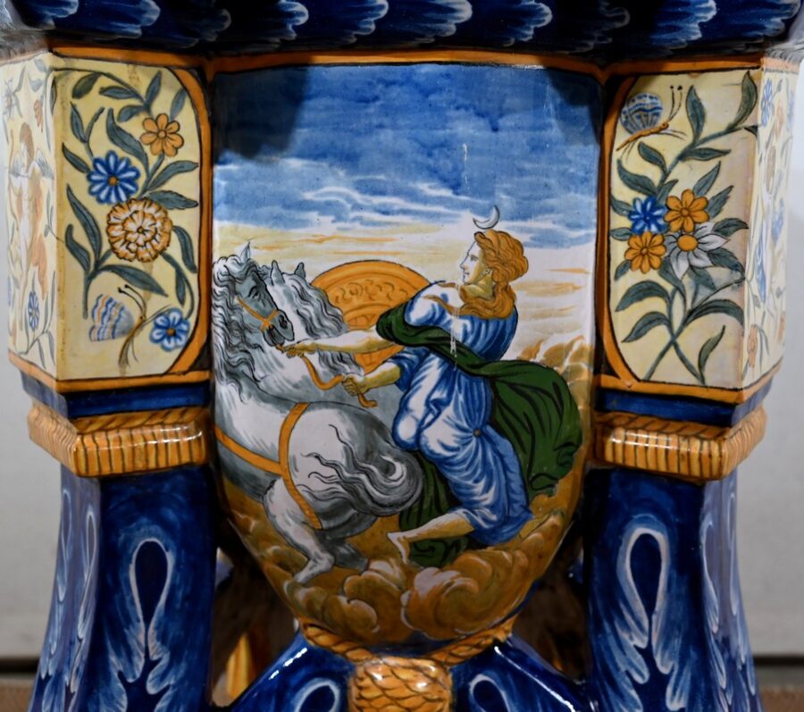 Ensemble Vase sur Sellette en Majolique, Italie – XIXe – Image 36