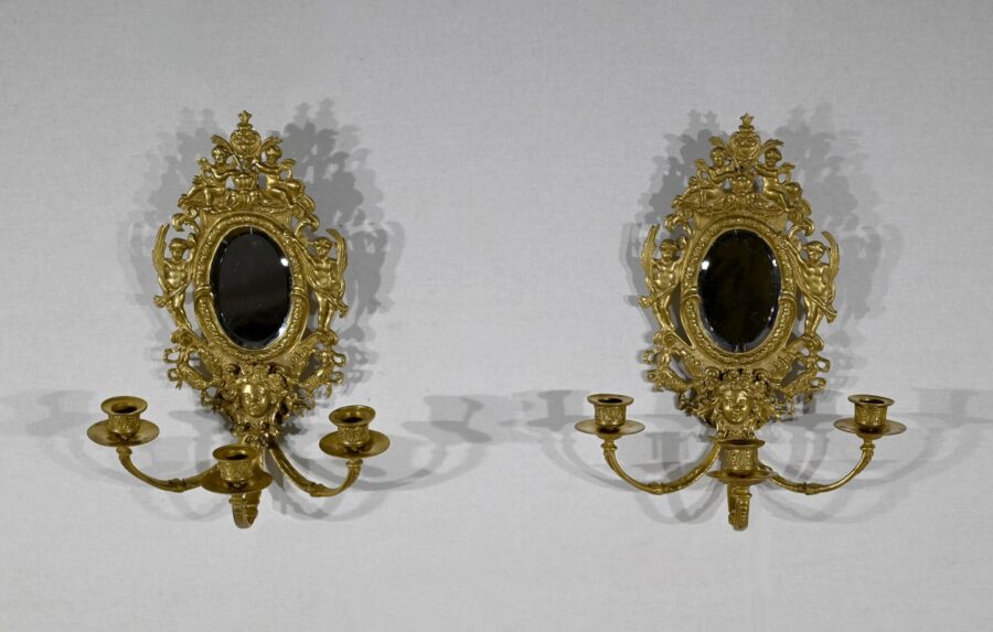 Paire d’Appliques Murales en Bronze Doré, époque Napoléon III – Milieu XIXe
