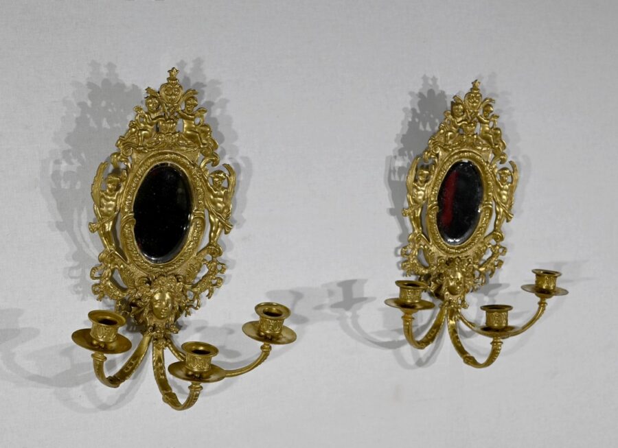 Paire d’Appliques Murales en Bronze Doré, époque Napoléon III – Milieu XIXe – Image 2
