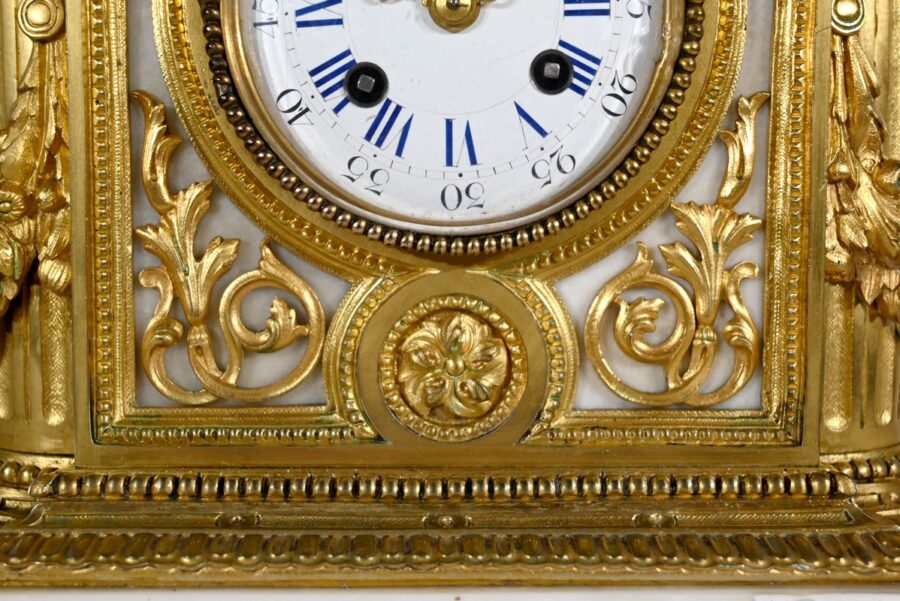 Pendule en Bronze et Marbre, style Louis XVI, époque Napoléon III – Milieu XIXe – Image 12