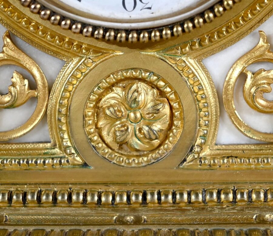 Pendule en Bronze et Marbre, style Louis XVI, époque Napoléon III – Milieu XIXe – Image 13