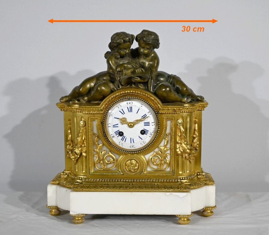 Pendule en Bronze et Marbre, style Louis XVI, époque Napoléon III – Milieu XIXe – Image 25