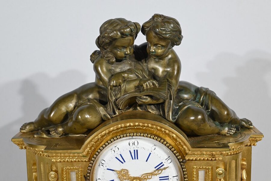 Pendule en Bronze et Marbre, style Louis XVI, époque Napoléon III – Milieu XIXe – Image 5