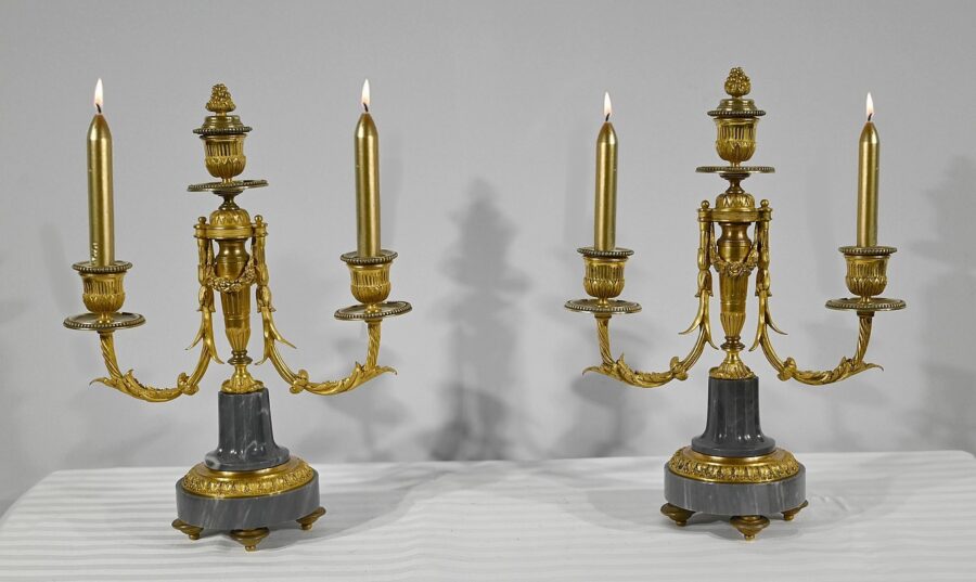 Paire de Candélabres en Bronze et Marbre – Milieu XIXe