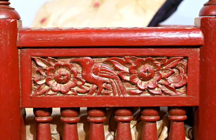 Palanquin Barreaudé en Teck, Chine – Fin XIXe – Image 9