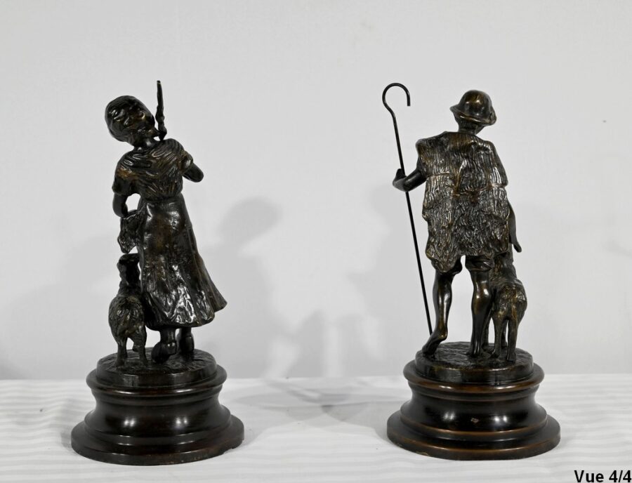 Bronzes « Le Berger et la Bergère », signés Laurini, d’après L & F. Moreau – Début XXe – Image 27