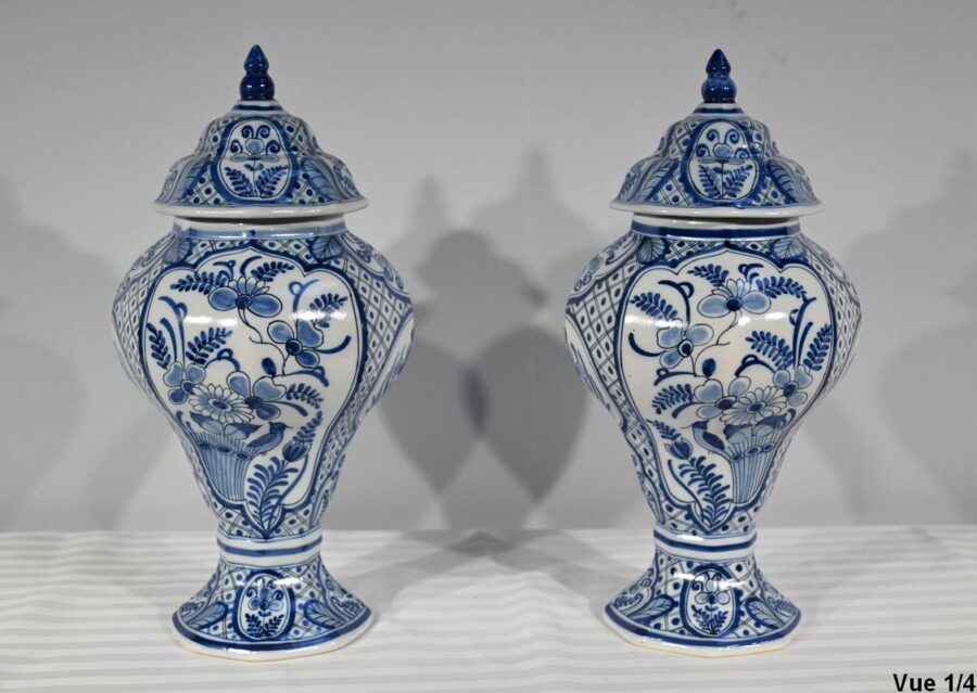 Paire de Vases en Faïence de Delft – Début XXe – Image 7