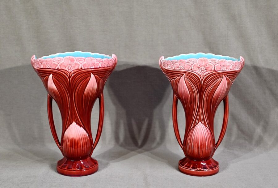 Paire de Vases en Faïence, estampillés Digoin Sarreguemines – Fin XIXe