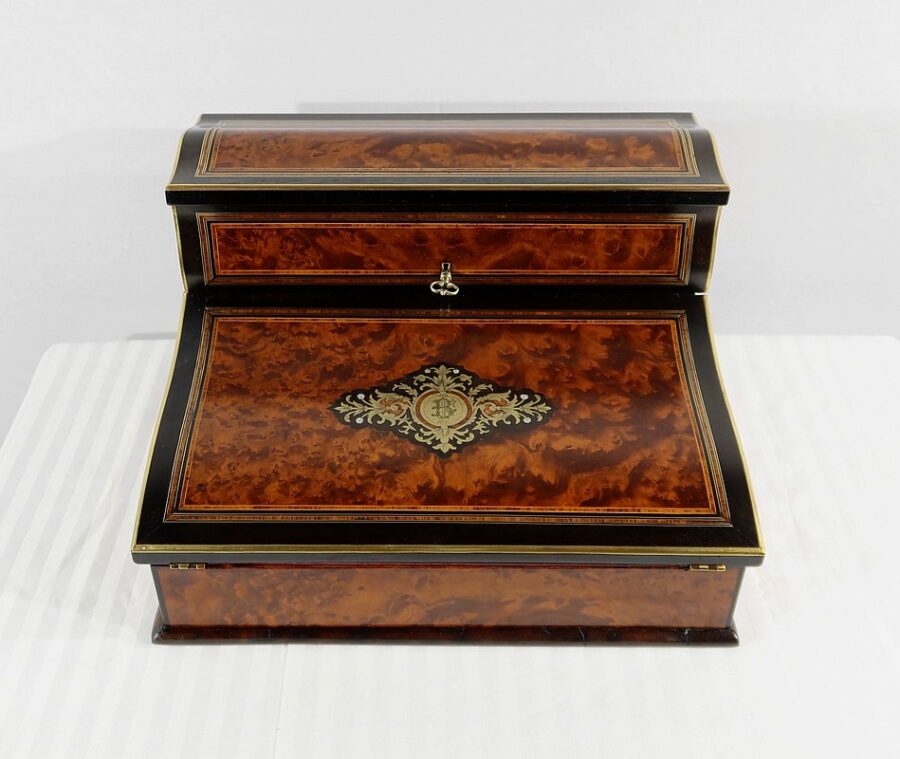 Écritoire de Voyage en loupe de Thuya, époque Napoléon III - Milieu XIXe – Image 3