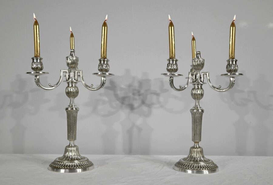 Paire de Chandeliers en Bronze Argenté – Fin XIXe