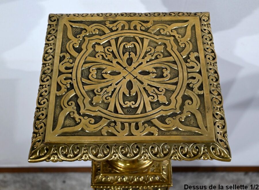 Paire de Gaines en Laiton, goût Louis XVI, époque Napoléon III – Milieu XIXe – Image 6