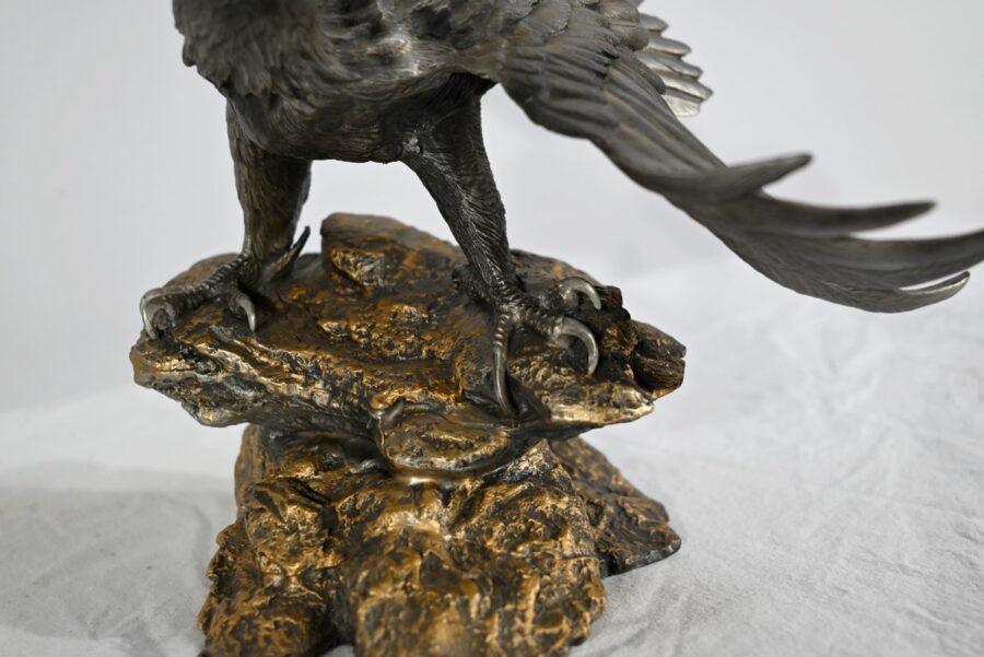 Sculpture en Étain « Bald Eagle », signée P.Brunelle – XXe – Image 10