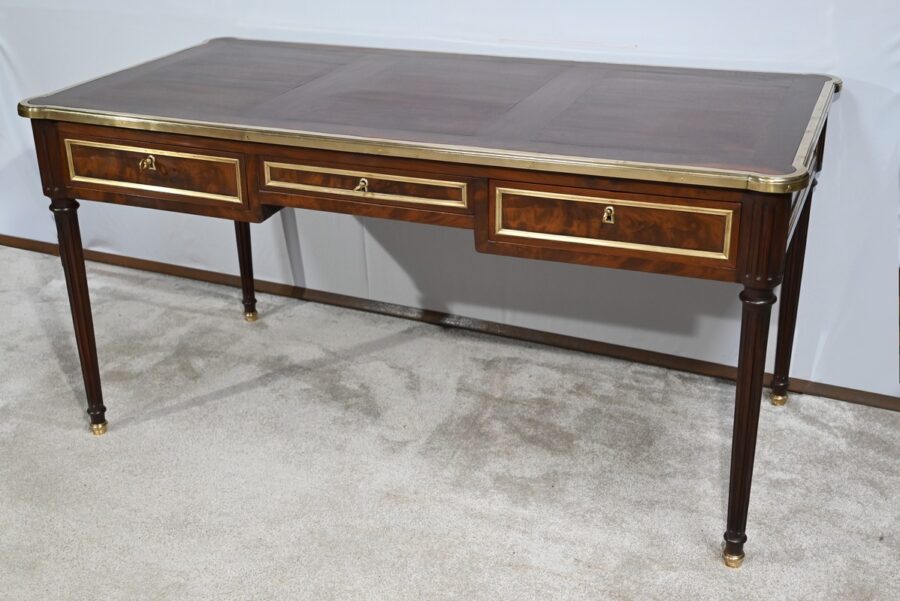 Bureau Plat en Acajou, style Louis XVI – 1ère Partie du XIXe – Image 3