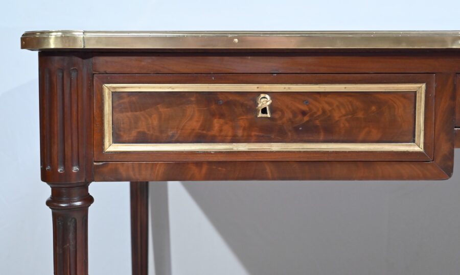 Bureau Plat en Acajou, style Louis XVI – 1ère Partie du XIXe – Image 9