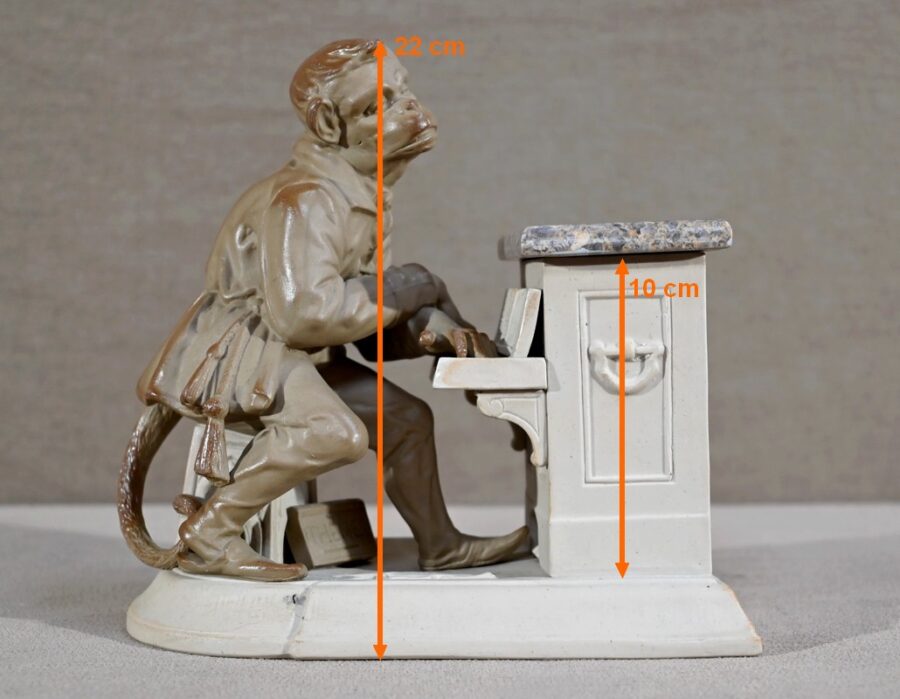 Pot à Tabac en Biscuit et Grès « Singe Mélomane », Manufacture Sarreguemines – Fin XIXe – Image 20